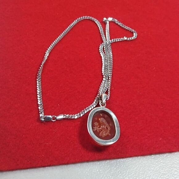 Vintage Carved Amber Sterling Silver Pendant and Chain Cottagecore - Picture 9 of 12